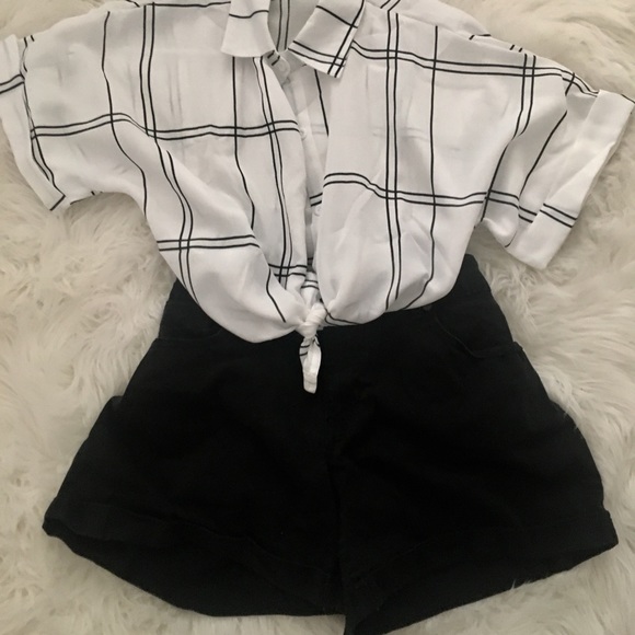 Blouse - Picture 2 of 2